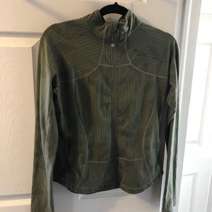 Lululemon 🍋 ZIP-up jacket define olive green RARE
